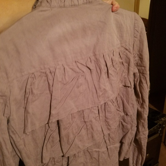 Loft Light Ruffled Jacket - Picture 4 of 4